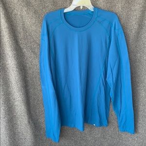 Lululemon Long sleeve men's shirt.